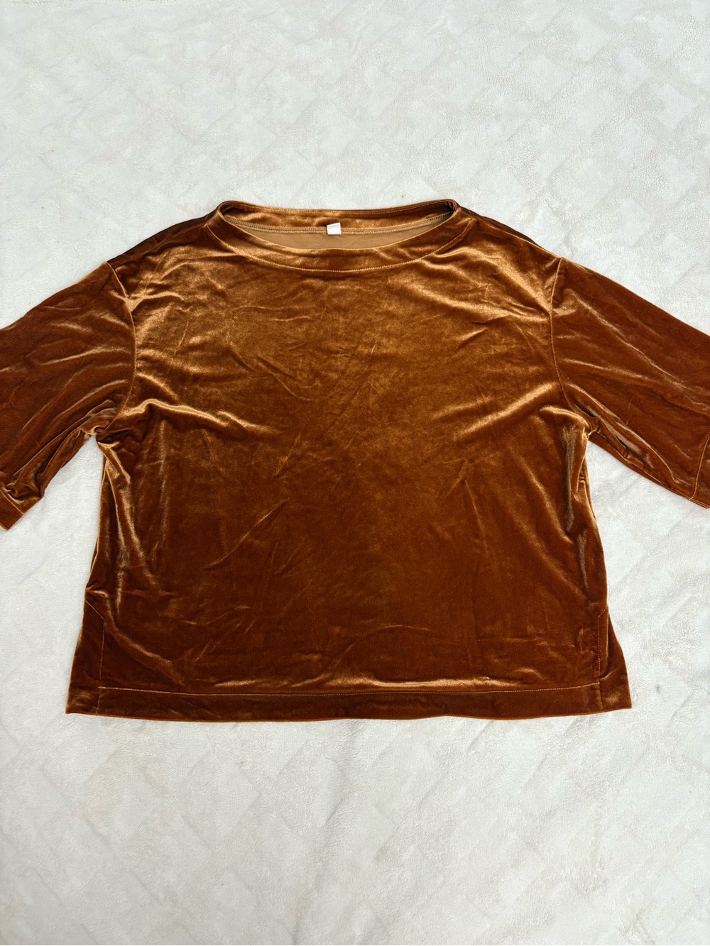 Uniqlo Velvet Short Sleeve Top